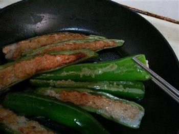 尖椒镶鱼饼怎么做，尖椒镶鱼饼怎么做好吃，尖椒镶鱼饼做法