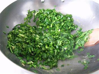 韭菜蛋煎饼怎么做，韭菜蛋煎饼怎么做好吃，韭菜蛋煎饼做法