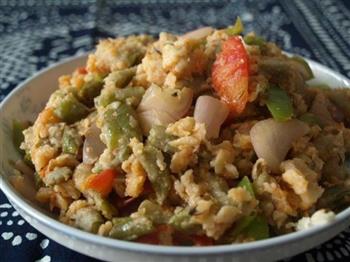 豆角蒸饭怎么做，豆角蒸饭怎么做好吃，豆角蒸饭做法