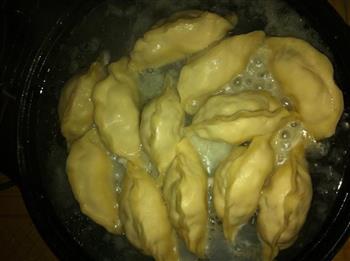 荀瓜锅贴怎么做，荀瓜锅贴怎么做好吃，荀瓜锅贴做法