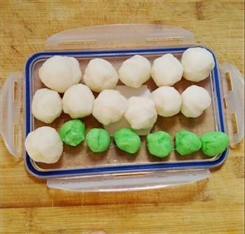 玉兔多彩冰皮月饼怎么做，玉兔多彩冰皮月饼怎么做好吃，玉兔多彩冰皮月饼做法
