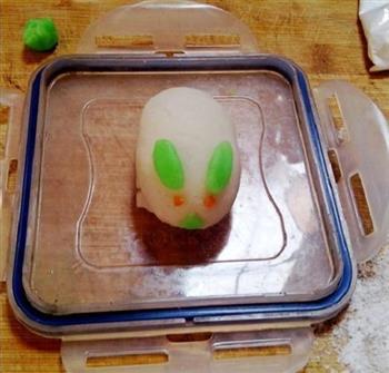 玉兔多彩冰皮月饼怎么做，玉兔多彩冰皮月饼怎么做好吃，玉兔多彩冰皮月饼做法