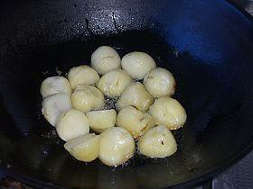 烧烤味小土豆怎么做，烧烤味小土豆怎么做好吃，烧烤味小土豆做法