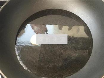 皮蛋火腿豆苗汤怎么做，皮蛋火腿豆苗汤怎么做好吃，皮蛋火腿豆苗汤做法