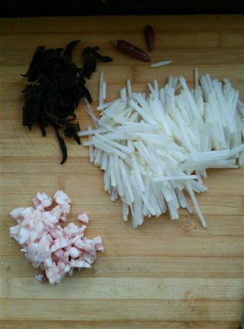 萝卜丝炒粉条怎么做，萝卜丝炒粉条怎么做好吃，萝卜丝炒粉条做法