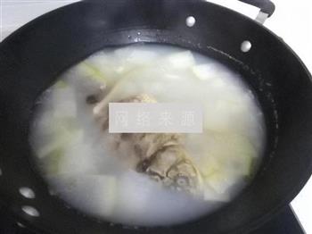 鲫鱼冬瓜汤怎么做，鲫鱼冬瓜汤怎么做好吃，鲫鱼冬瓜汤做法