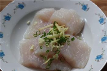 香煎龙俐鱼排怎么做，香煎龙俐鱼排怎么做好吃，香煎龙俐鱼排做法