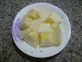 葡萄干奶香黄蜜瓜怎么做，葡萄干奶香黄蜜瓜怎么做好吃，葡萄干奶香黄蜜瓜做法