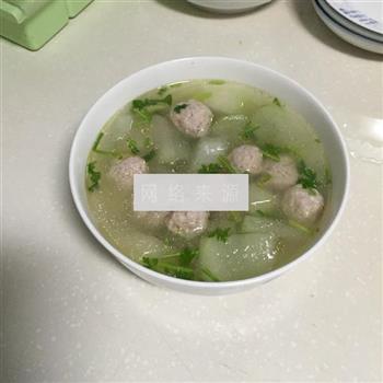 自制冬瓜肉丸汤怎么做，自制冬瓜肉丸汤怎么做好吃，自制冬瓜肉丸汤做法