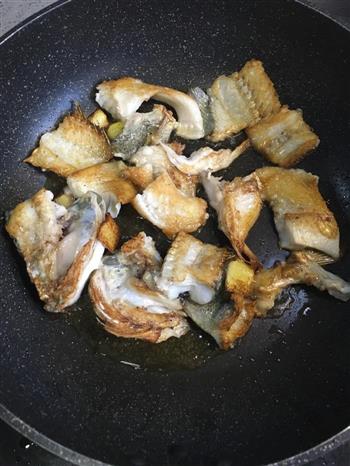 酸菜鲈鱼怎么做，酸菜鲈鱼怎么做好吃，酸菜鲈鱼做法