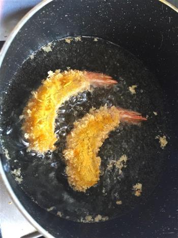 菠萝沙拉黄金虾怎么做，菠萝沙拉黄金虾怎么做好吃，菠萝沙拉黄金虾做法