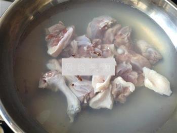 虫草花萝卜炖鸭汤怎么做，虫草花萝卜炖鸭汤怎么做好吃，虫草花萝卜炖鸭汤做法