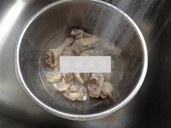 虫草花萝卜炖鸭汤怎么做，虫草花萝卜炖鸭汤怎么做好吃，虫草花萝卜炖鸭汤做法
