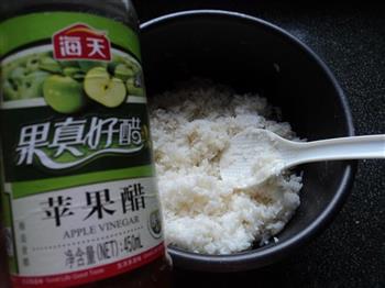 花形饭团寿司怎么做，花形饭团寿司怎么做好吃，花形饭团寿司做法