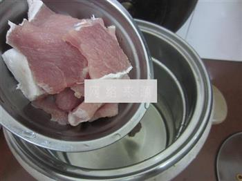 白菜干无花果肉片汤怎么做，白菜干无花果肉片汤怎么做好吃，白菜干无花果肉片汤做法