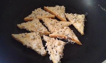 香煎米饭西多士怎么做，香煎米饭西多士怎么做好吃，香煎米饭西多士做法