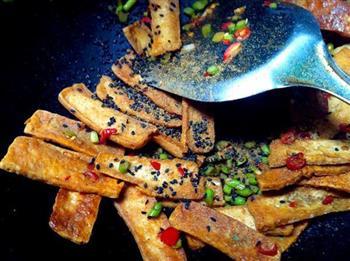 五香豆干怎么做，五香豆干怎么做好吃，五香豆干做法