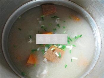 南瓜猪蹄汤怎么做，南瓜猪蹄汤怎么做好吃，南瓜猪蹄汤做法