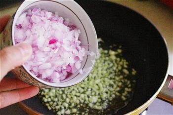 蘑菇肉酱意大利面怎么做，蘑菇肉酱意大利面怎么做好吃，蘑菇肉酱意大利面做法