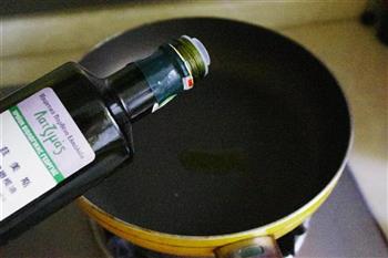 蘑菇肉酱意大利面怎么做，蘑菇肉酱意大利面怎么做好吃，蘑菇肉酱意大利面做法