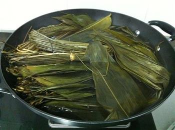 五香咸肉粽怎么做，五香咸肉粽怎么做好吃，五香咸肉粽做法