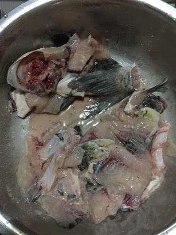 酸菜鱼片怎么做，酸菜鱼片怎么做好吃，酸菜鱼片做法