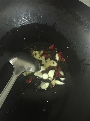 酸菜鱼片怎么做，酸菜鱼片怎么做好吃，酸菜鱼片做法