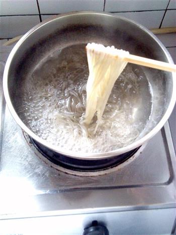 杂酱酸辣粉怎么做,杂酱酸辣粉怎么做好吃,杂酱酸辣粉做法 杂酱酸辣粉怎么做,杂酱酸辣粉怎么做好吃,杂酱酸辣粉做法