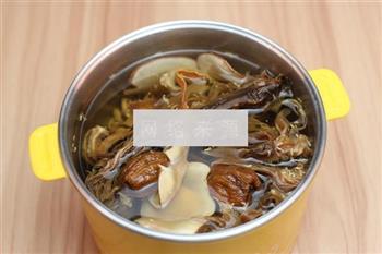 海底椰霸王花汤怎么做，海底椰霸王花汤怎么做好吃，海底椰霸王花汤做法