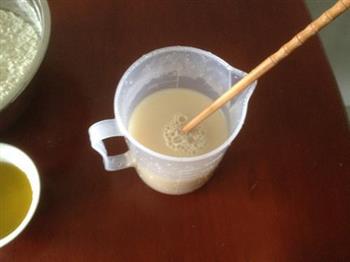 培根火腿蔬菜披萨怎么做，培根火腿蔬菜披萨怎么做好吃，培根火腿蔬菜披萨做法