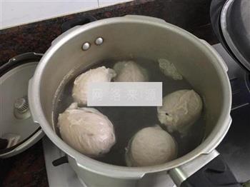 猪小肚咸菜汤怎么做，猪小肚咸菜汤怎么做好吃，猪小肚咸菜汤做法