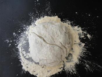 煎黑豆渣发糕怎么做，煎黑豆渣发糕怎么做好吃，煎黑豆渣发糕做法