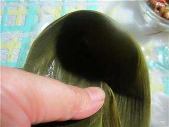 碱水蜜枣粽怎么做，碱水蜜枣粽怎么做好吃，碱水蜜枣粽做法