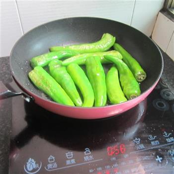 擂虎皮椒怎么做，擂虎皮椒怎么做好吃，擂虎皮椒做法