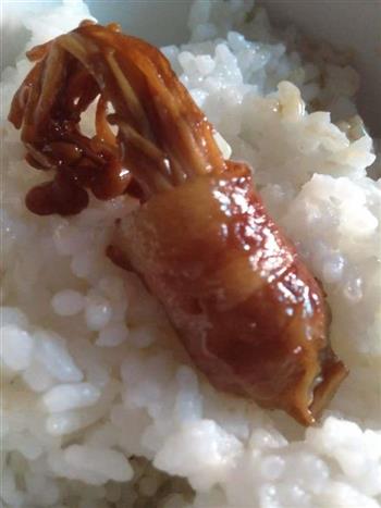 五花肉金针菇怎么做，五花肉金针菇怎么做好吃，五花肉金针菇做法