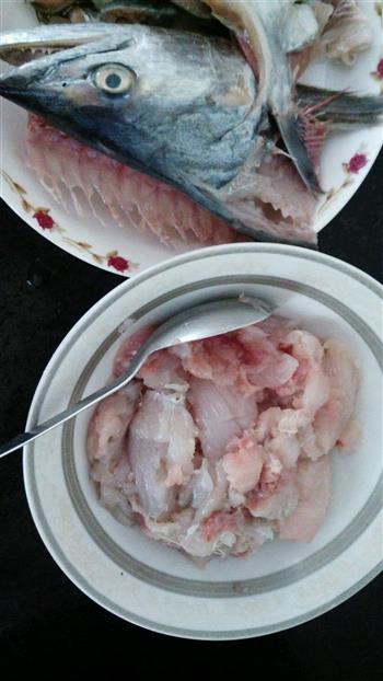 马鲛鱼丸怎么做，马鲛鱼丸怎么做好吃，马鲛鱼丸做法