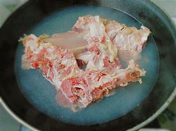 牛骨萝卜汤怎么做，牛骨萝卜汤怎么做好吃，牛骨萝卜汤做法