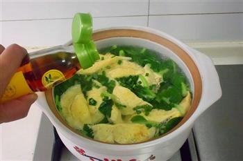 青菜蛋饺粉丝汤怎么做，青菜蛋饺粉丝汤怎么做好吃，青菜蛋饺粉丝汤做法