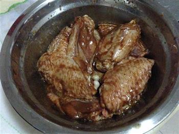 蜜汁烤鸡中翅怎么做，蜜汁烤鸡中翅怎么做好吃，蜜汁烤鸡中翅做法