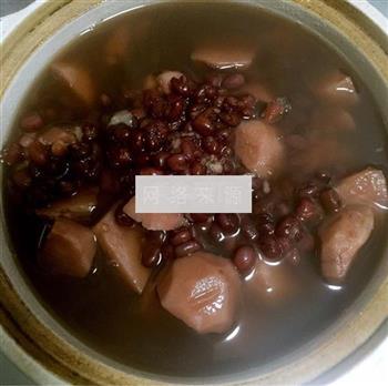 红豆芋头汤怎么做，红豆芋头汤怎么做好吃，红豆芋头汤做法