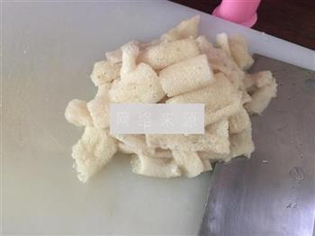 排骨玉米竹荪汤怎么做，排骨玉米竹荪汤怎么做好吃，排骨玉米竹荪汤做法
