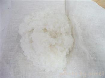 玫瑰芝麻凉糕怎么做，玫瑰芝麻凉糕怎么做好吃，玫瑰芝麻凉糕做法
