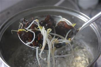 鸡丝凉面怎么做，鸡丝凉面怎么做好吃，鸡丝凉面做法