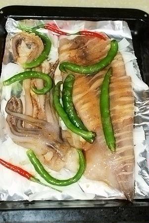 西式烤鱿鱼怎么做，西式烤鱿鱼怎么做好吃，西式烤鱿鱼做法