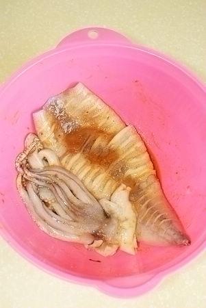 西式烤鱿鱼怎么做，西式烤鱿鱼怎么做好吃，西式烤鱿鱼做法