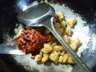 酸辣鸡米花怎么做，酸辣鸡米花怎么做好吃，酸辣鸡米花做法