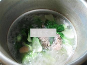 白芸豆青菜龙骨汤怎么做，白芸豆青菜龙骨汤怎么做好吃，白芸豆青菜龙骨汤做法