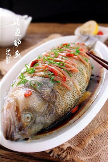 年夜饭-清蒸鲈鱼怎么做，年夜饭-清蒸鲈鱼怎么做好吃，年夜饭-清蒸鲈鱼做法