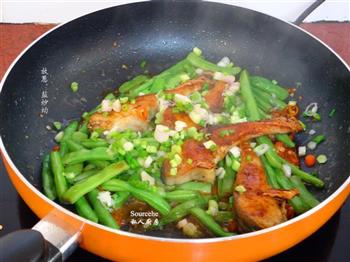 四季豆炒皖鱼怎么做，四季豆炒皖鱼怎么做好吃，四季豆炒皖鱼做法