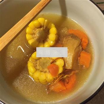 虫草花竹荪猪骨汤怎么做，虫草花竹荪猪骨汤怎么做好吃，虫草花竹荪猪骨汤做法